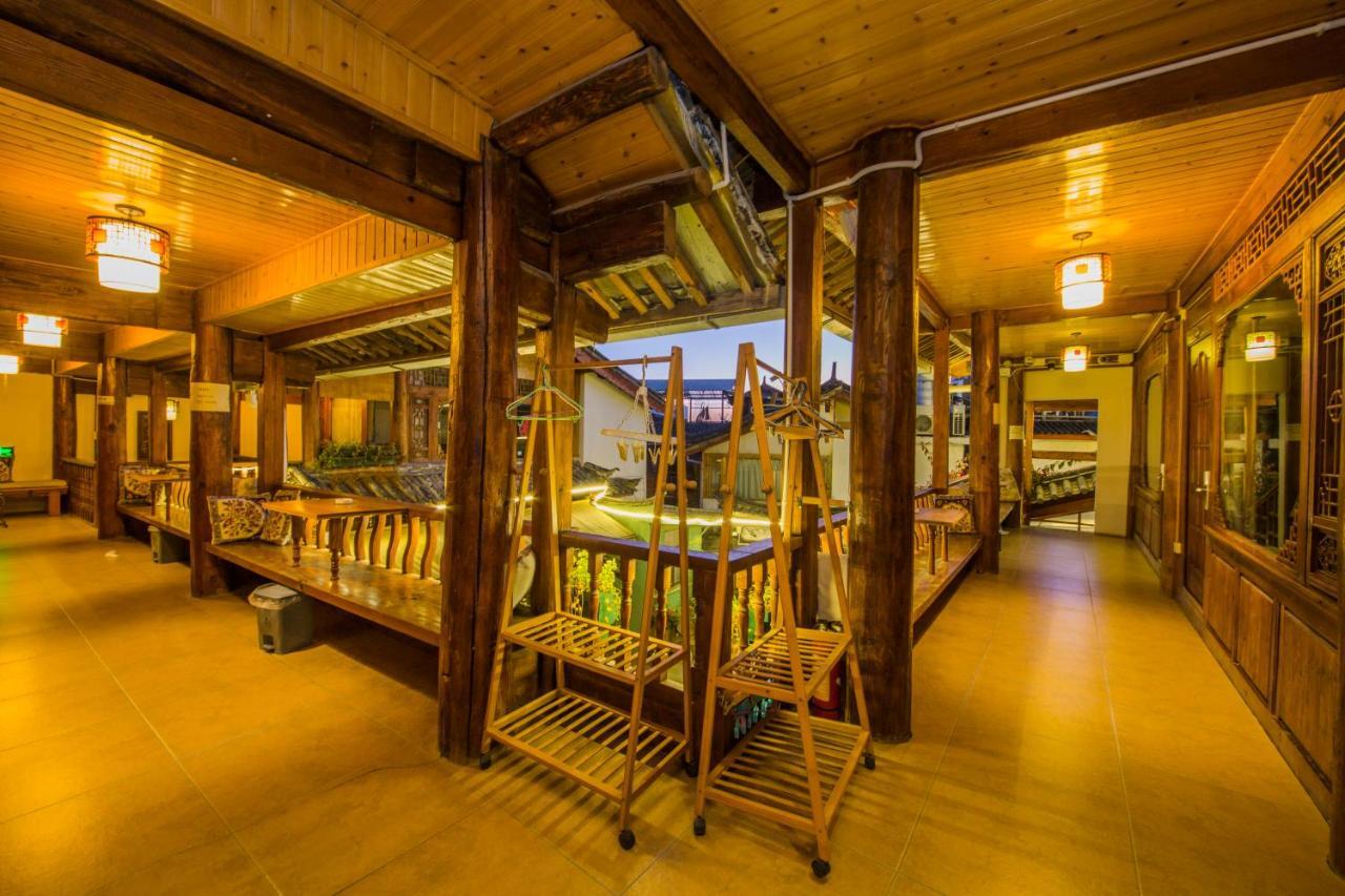 Lijiang Rongyi Homestay Luaran gambar