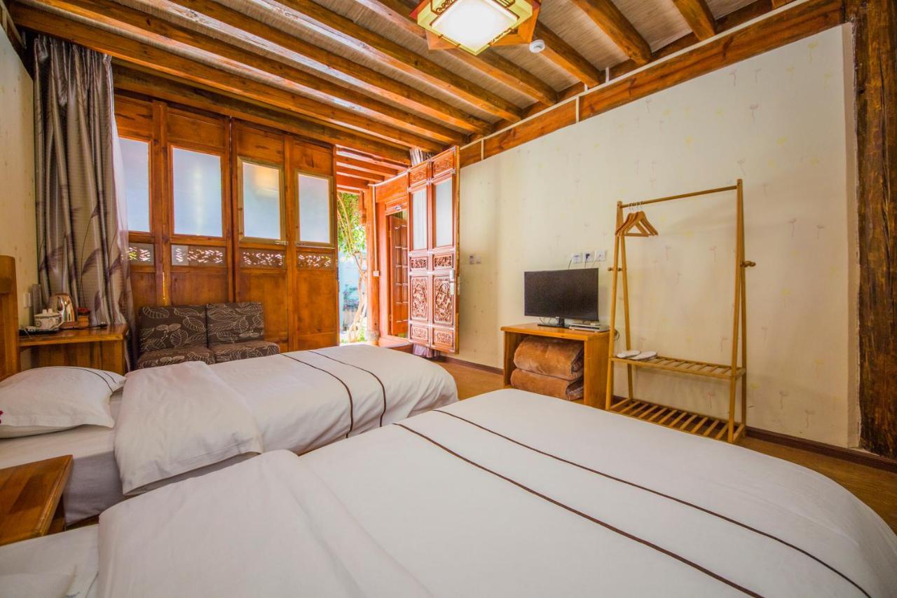 Lijiang Rongyi Homestay Luaran gambar