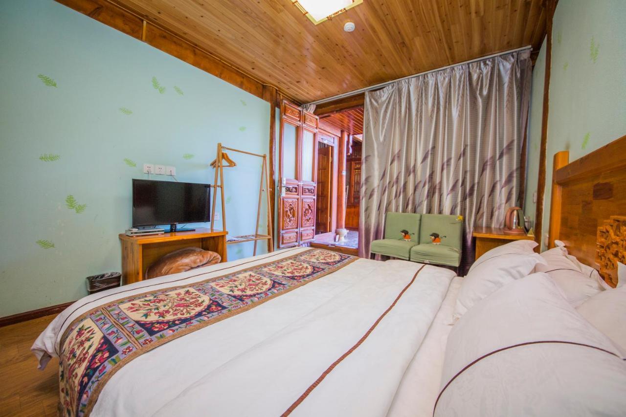 Lijiang Rongyi Homestay Luaran gambar